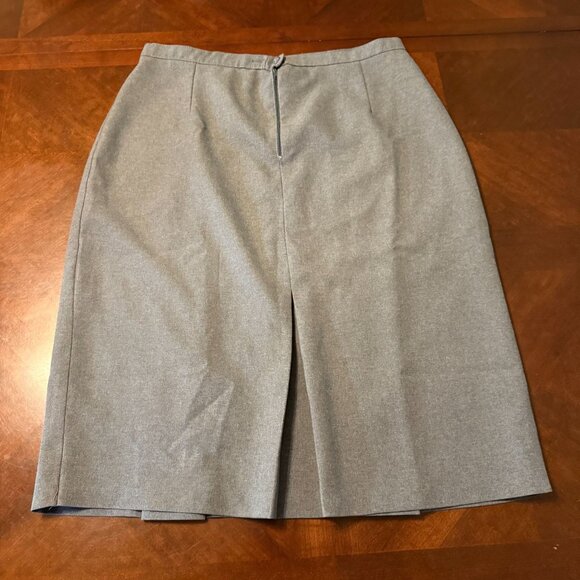 Dressbarn Womens L Gray Knee-Length Skirt With Pleats & Back Zip - Picture 8 of 10